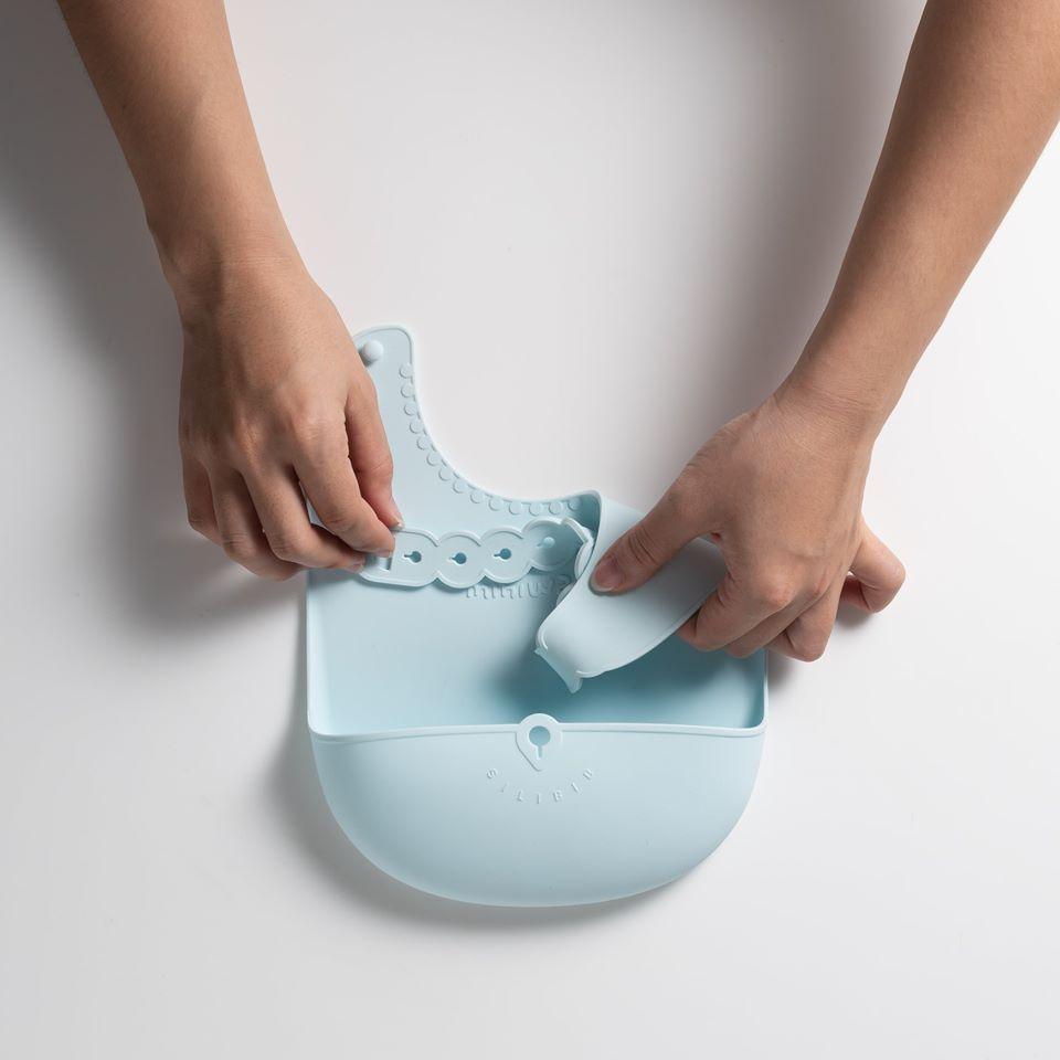 Miniware Roll & Lock bib (Set of 2) - Silicone Bib in Aqua + Grey