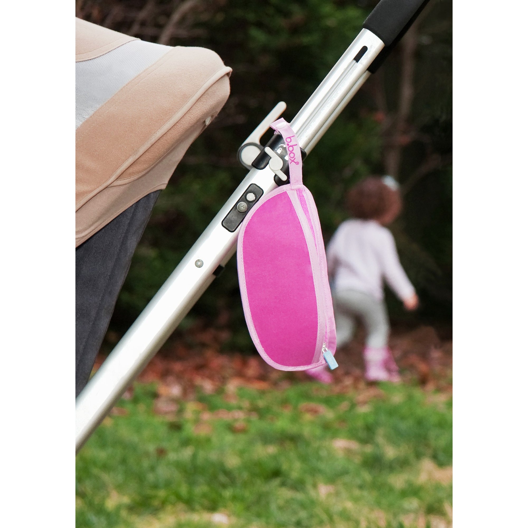 b.box Travel Bib - Splish Splash