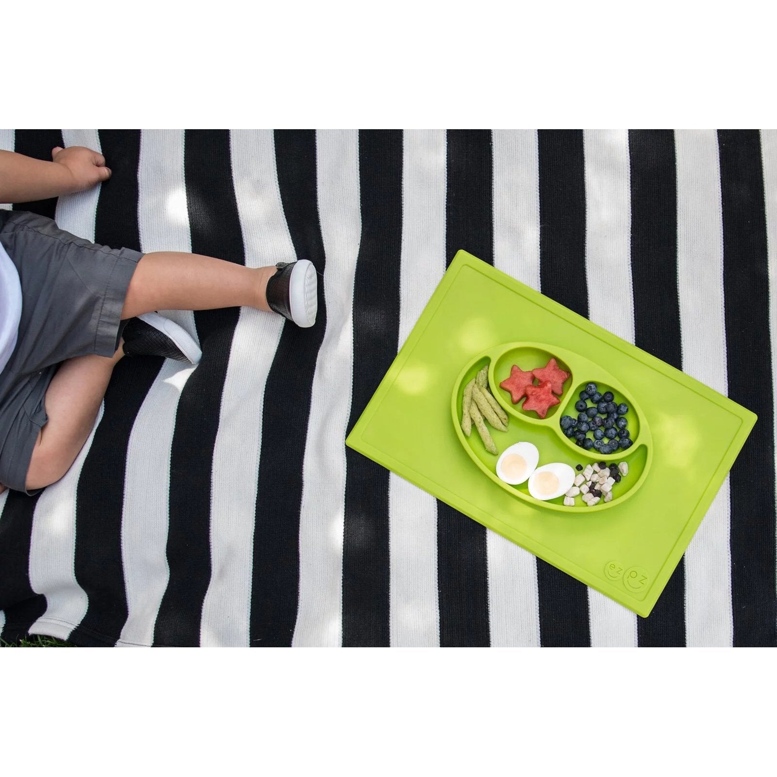 ezpz-happy-mat-silicone-plate-&-placemat-lime- (6)